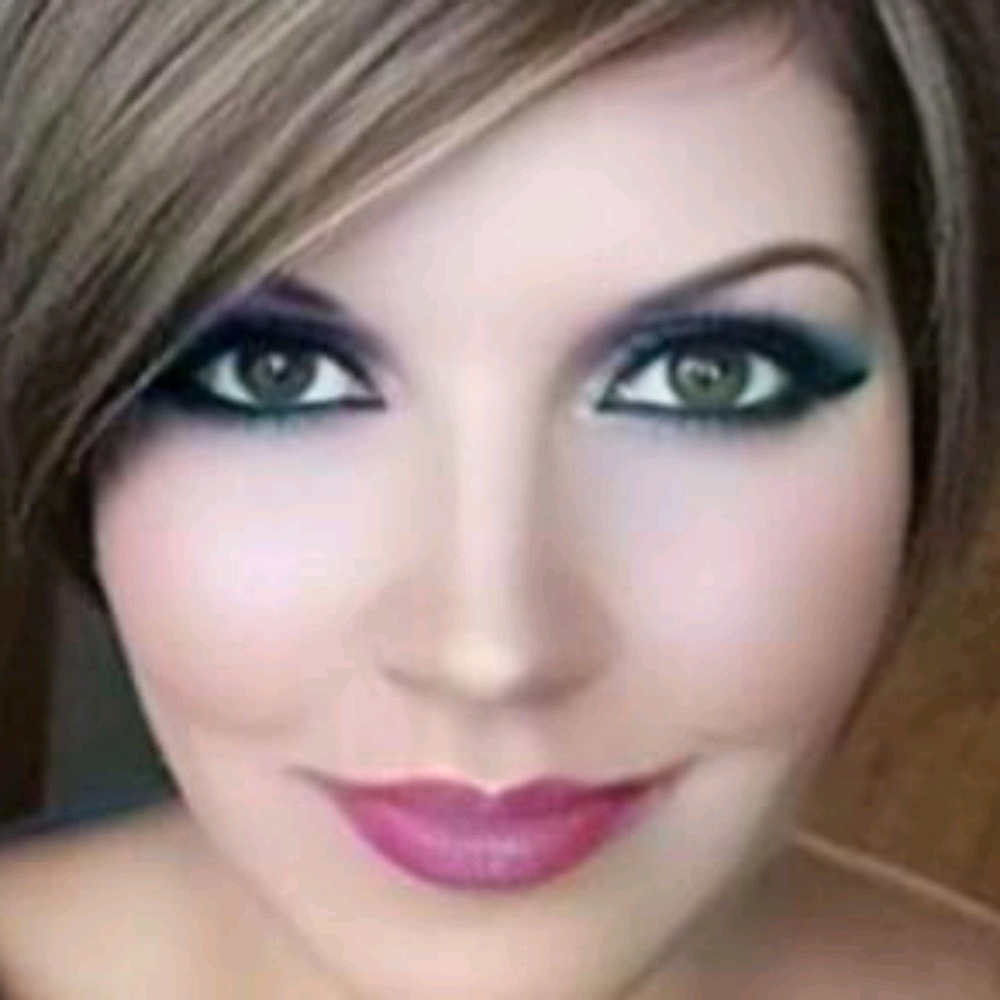 Meet your Posher, Brenda